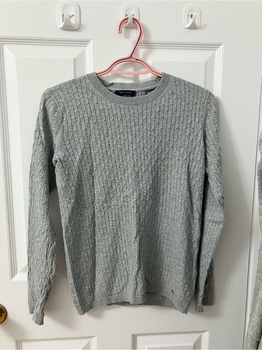 Tommy Hilfiger Light Gray Cable Knit Crewneck Sweater